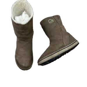 Sorel Women’s Suede Boots Size 8